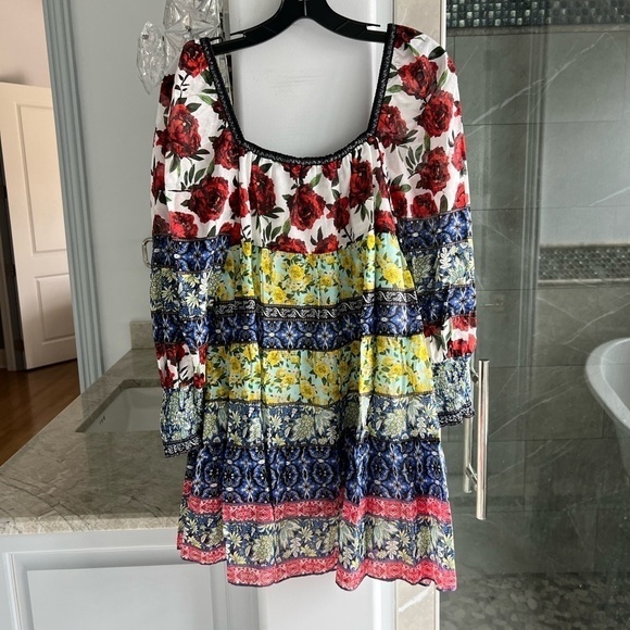 Alice + Olivia Rowen Smocked-Cuff Square-Neck Tunic Dress - Picture 6 of 11